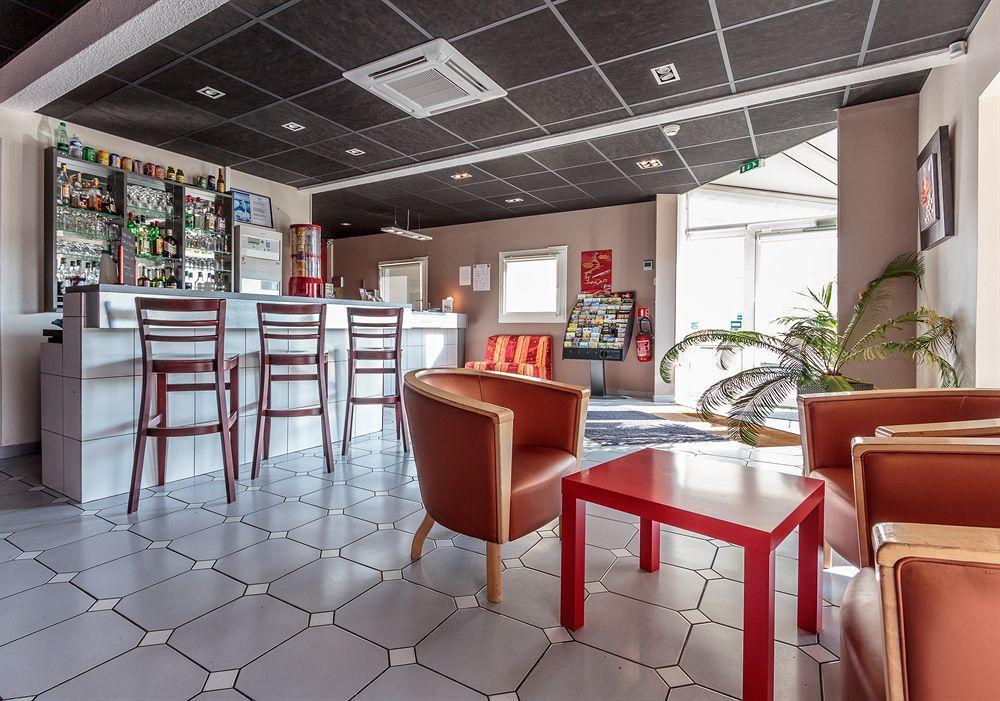 Hotel Lune Etoile Clermont-Ferrand Exterior photo