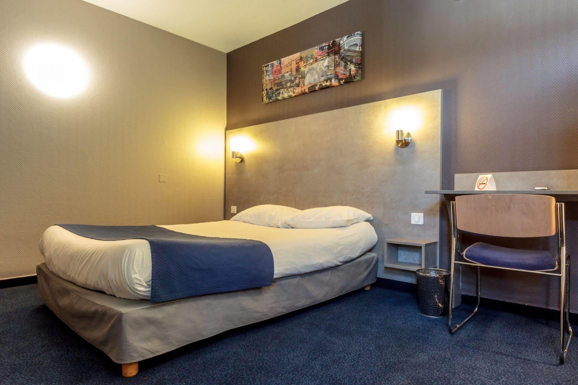 Hotel Lune Etoile Clermont-Ferrand Exterior photo